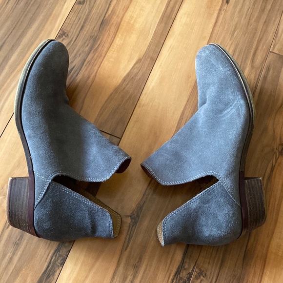 Lucky Brand boots - Picture 1 of 7